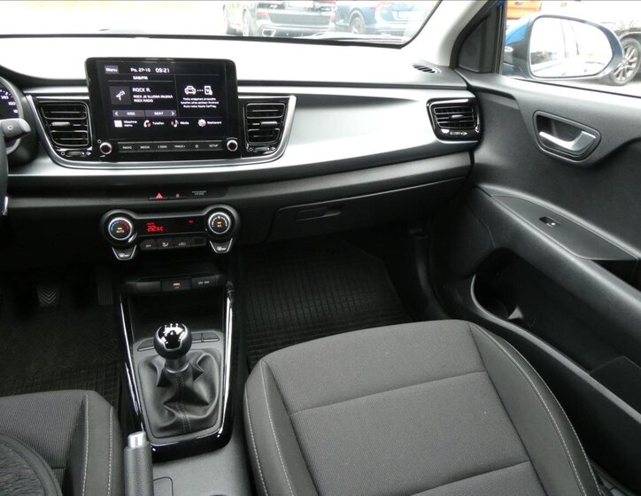 KIA Rio 22