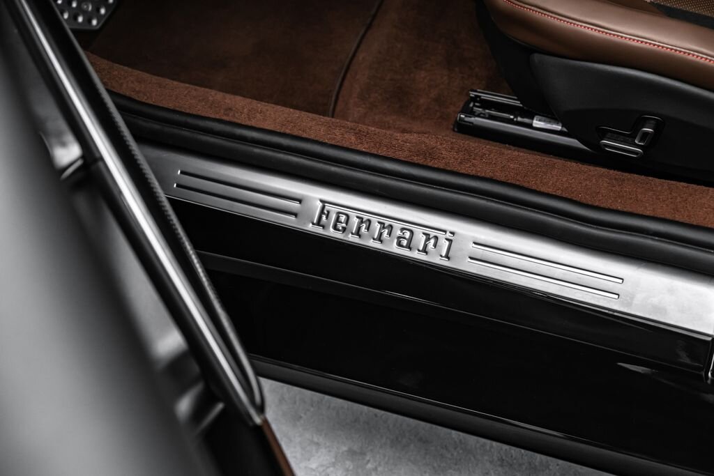 Ferrari Ostatní Kabriolet 6,5 l 607 kw