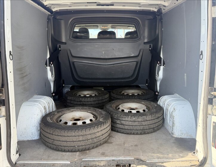 Opel Vivaro Ostatní 1,6 l 85 kw