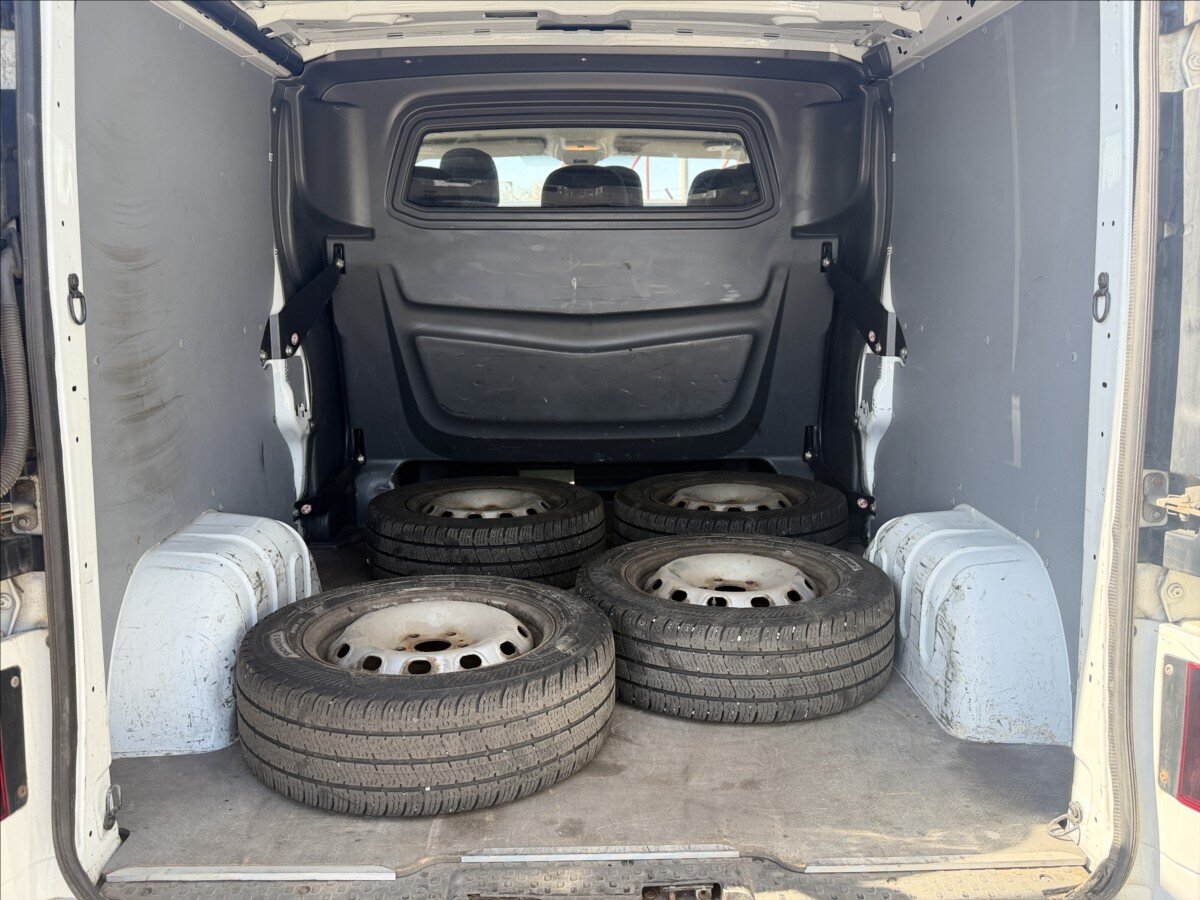 Opel Vivaro Ostatní 1,6 l 85 kw