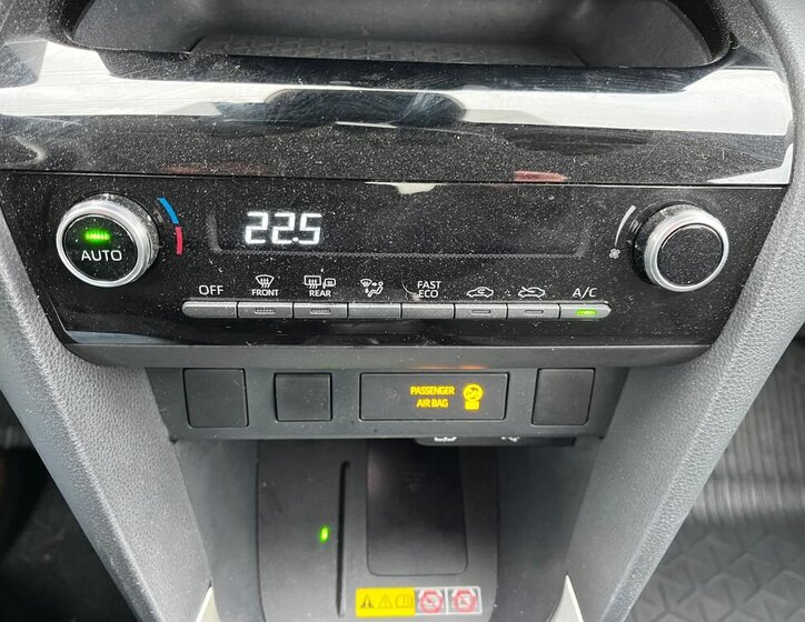 Toyota Yaris Cross 23