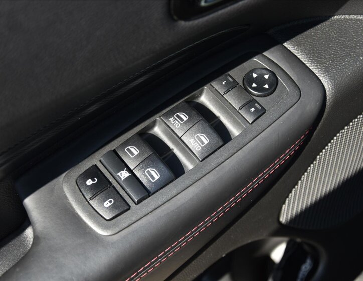 Dodge Durango SUV / Terénní 5,7 l 268 kw