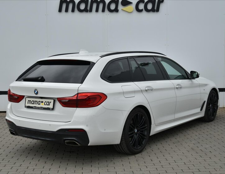 BMW Řada 5 Kombi 3,0 l 235 kw