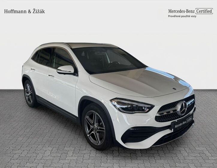Mercedes-Benz GLA 3