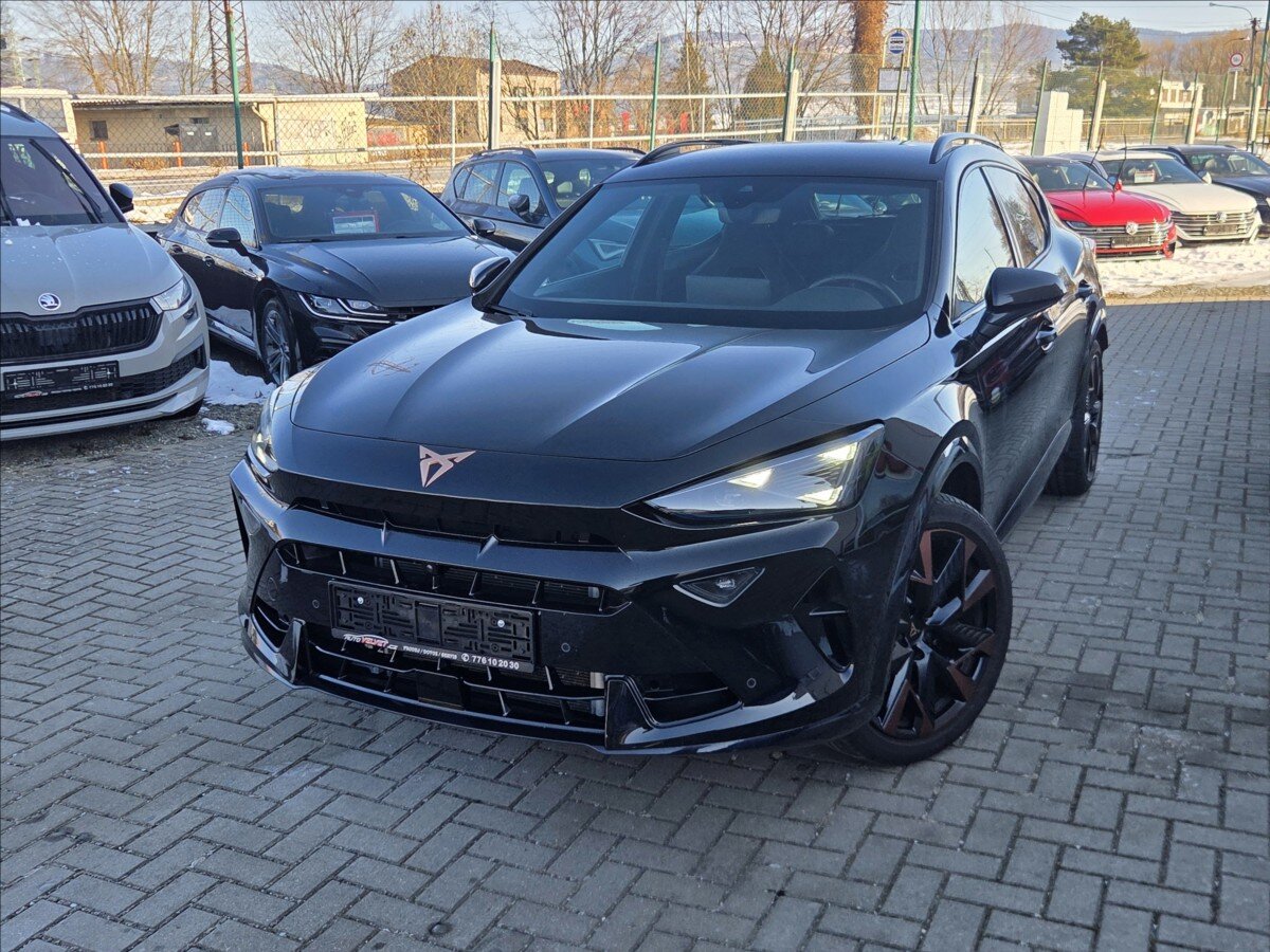 Cupra Formentor SUV / Terénní 2,0 l 245 kw