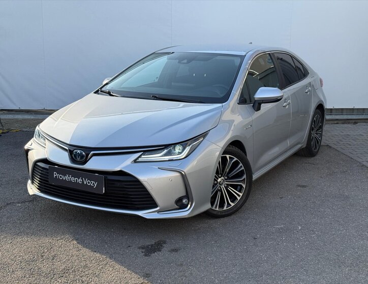 Toyota Corolla Sedan / Limuzína 1,8 l 72 kw