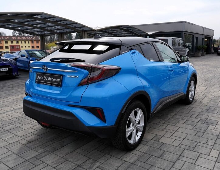 Toyota C-HR Hatchback 1,8 l 125 kw