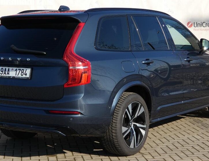 Volvo XC90 SUV / Terénní 2,0 l 173 kw