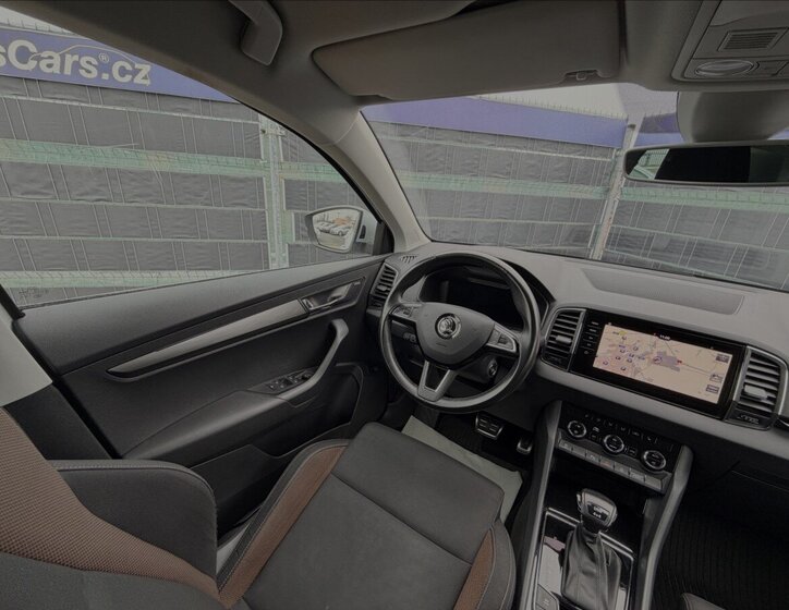 Škoda Karoq SUV / Terénní 2,0 l 140 kw