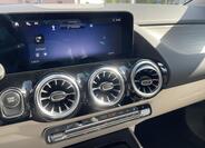 Mercedes-Benz EQA 17