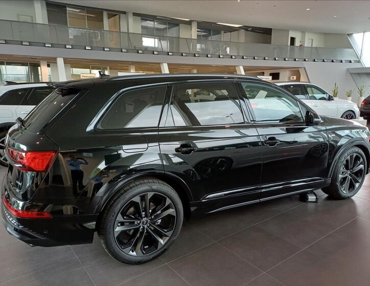 Audi Q7 SUV 3,0 l 210 kw