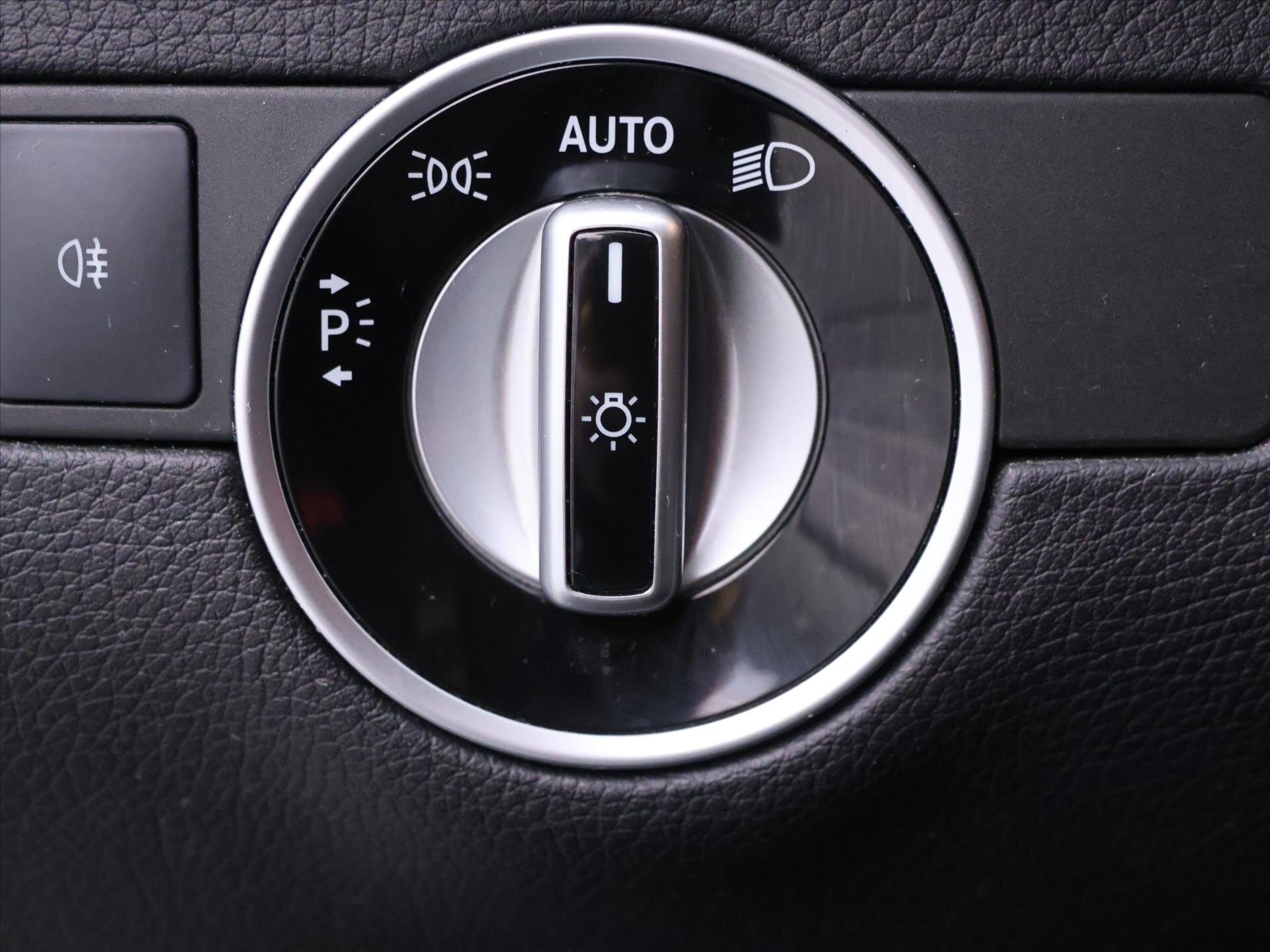 Mercedes-Benz GLE SUV / Terénní 3,0 l 190 kw