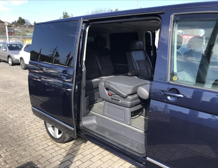 Volkswagen Multivan Kombi 2,0 l 132 kw