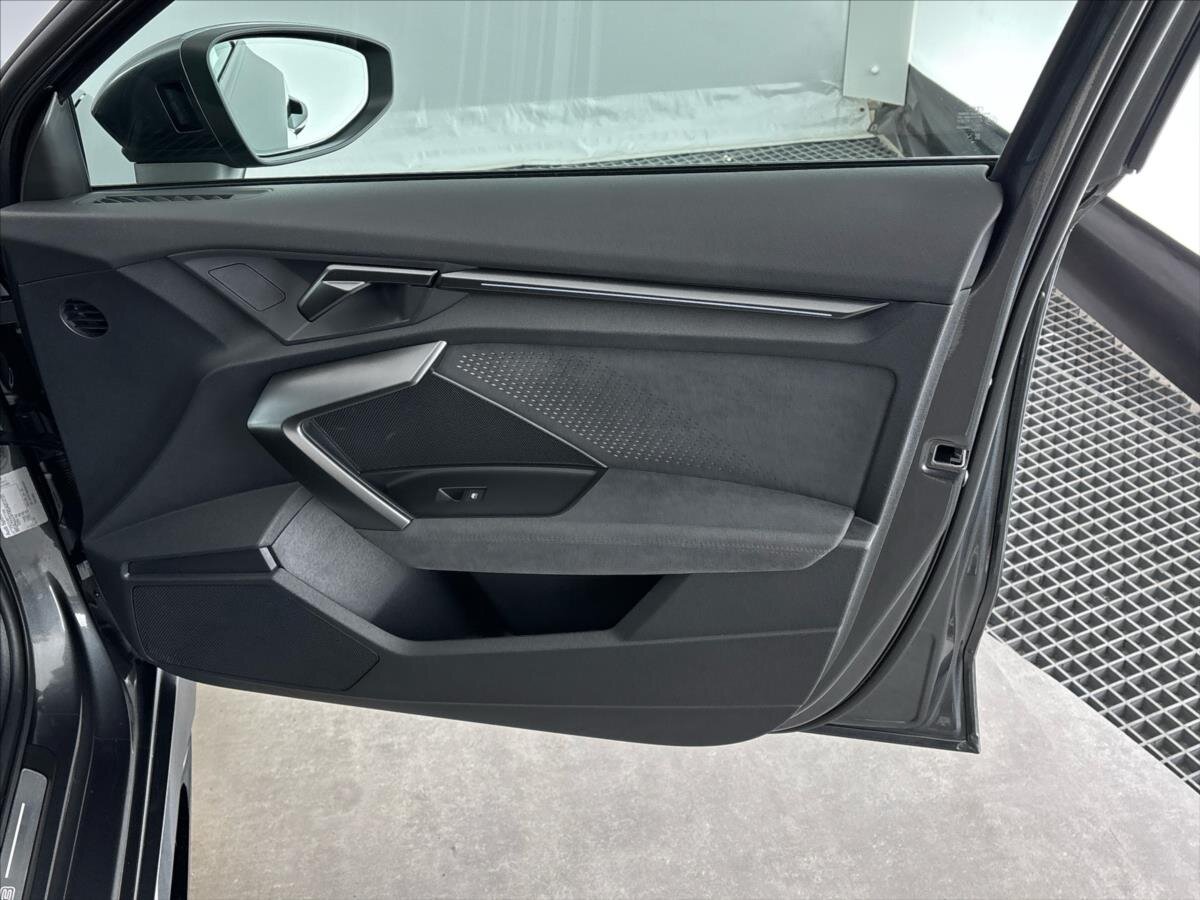 Audi RS 3 Sedan / Limuzína 2,5 l 294 kw