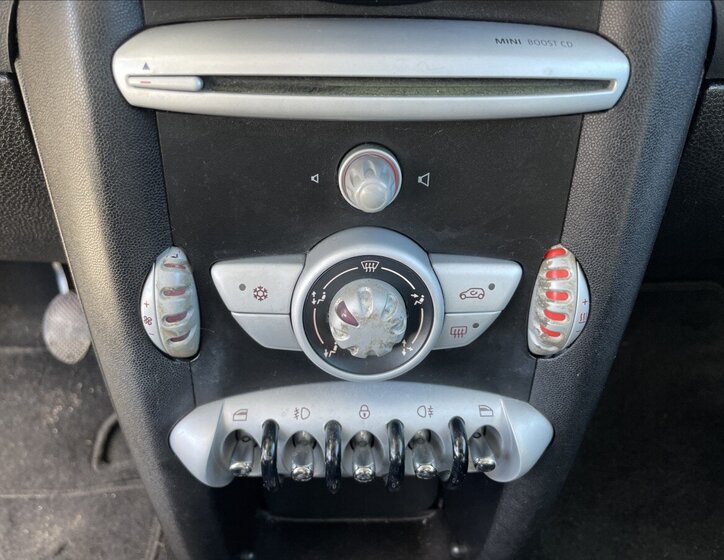 Mini Cooper Hatchback 1,6 l 88 kw