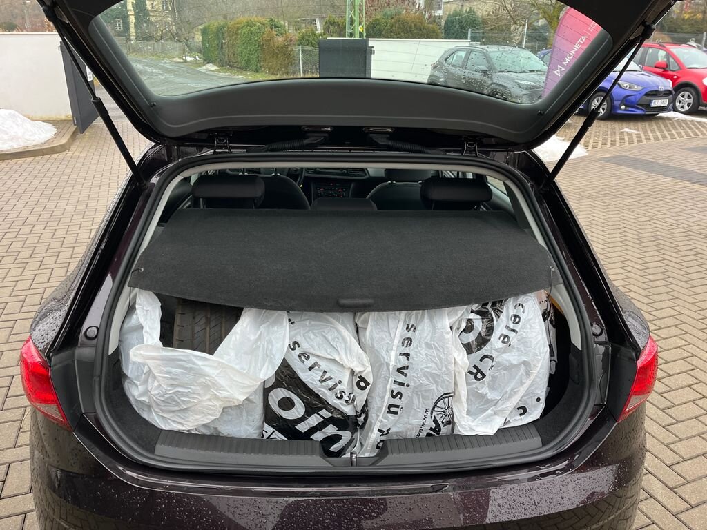 Seat Leon Hatchback 1,2 l 63 kw