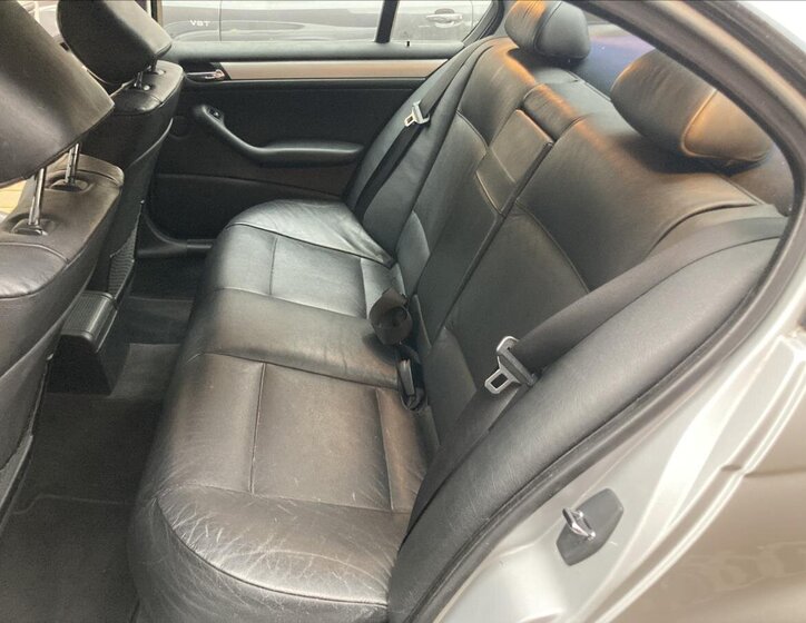 BMW Řada 3 Sedan / Limuzína 2,5 l 141 kw