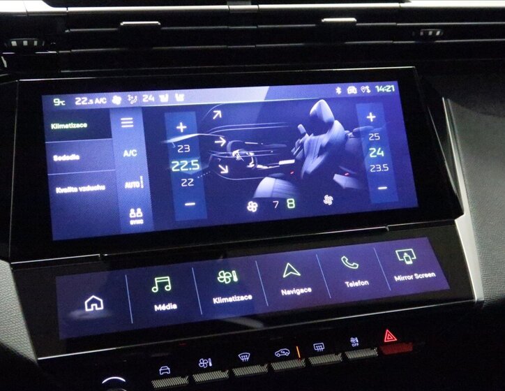 Peugeot 308 Hatchback 1,2 l 96 kw