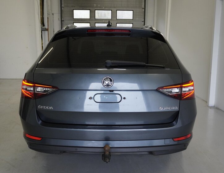 Škoda Superb Kombi 2,0 l 110 kw