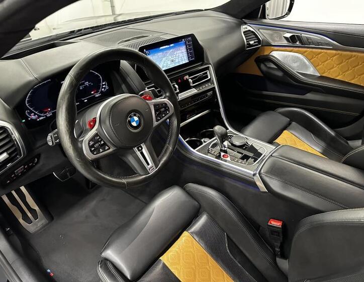 BMW M8 6