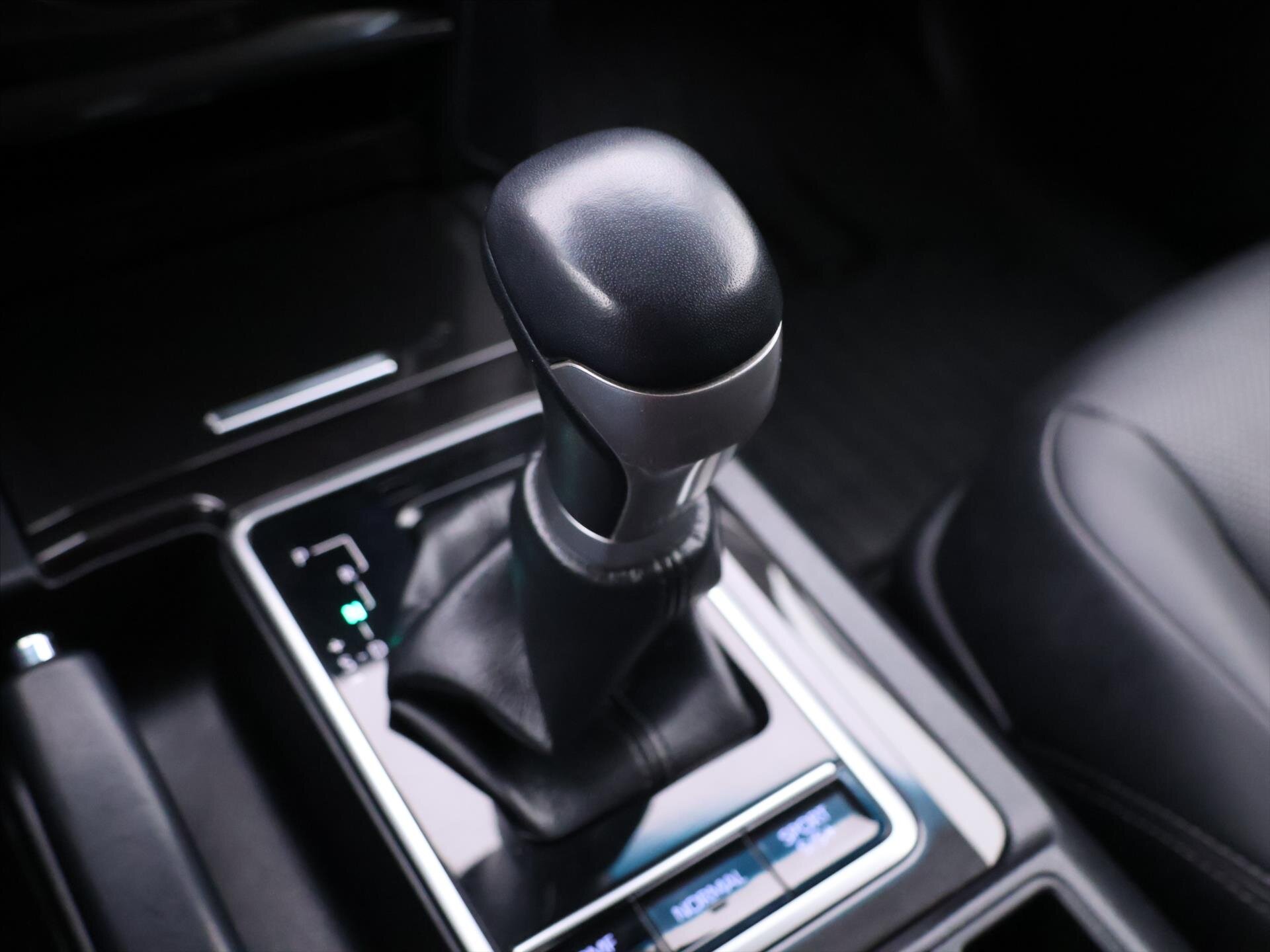 Toyota Land Cruiser SUV / Terénní 2,8 l 150 kw