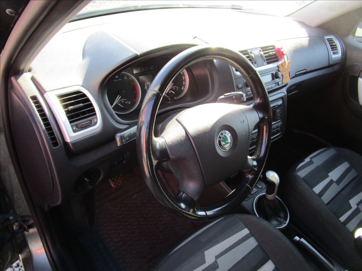 Škoda Roomster Kombi 1,4 l 63 kw