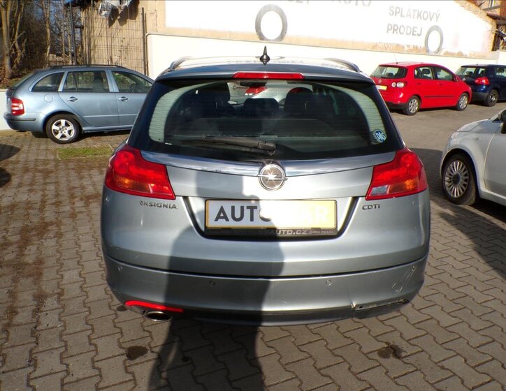 Opel Insignia Kombi 2,0 l 118 kw