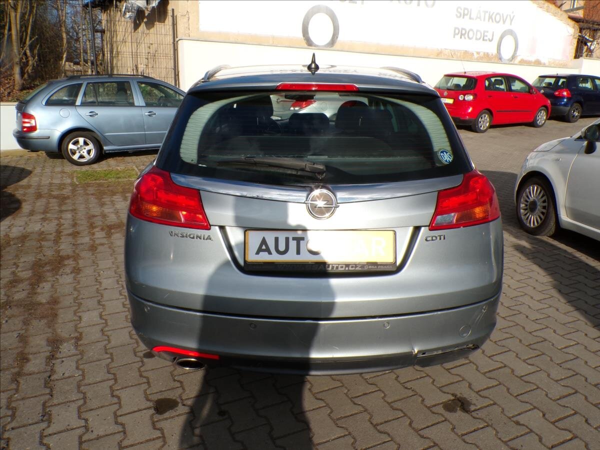 Opel Insignia Kombi 2,0 l 118 kw