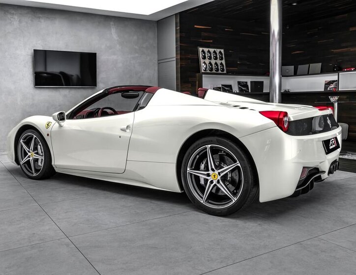 Ferrari 458 9