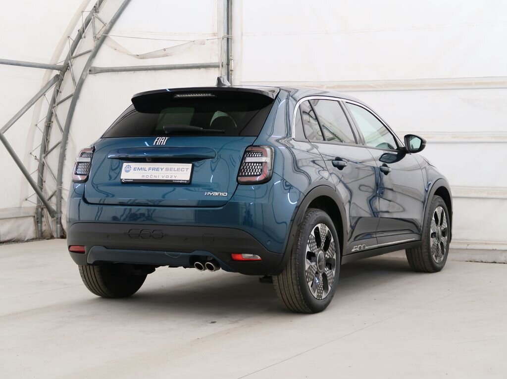 Fiat 600 Hatchback 1,2 l 100 kw