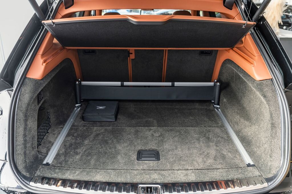 Bentley Bentayga SUV / Terénní 4,0 l 404 kw