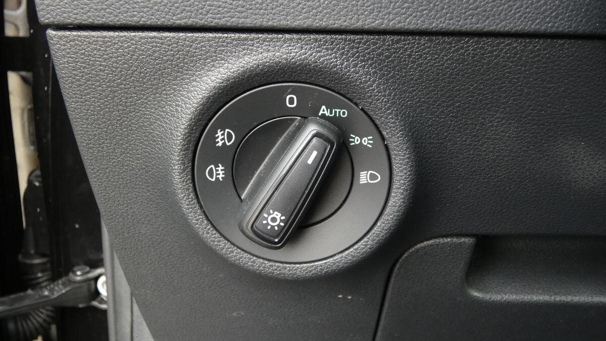 Škoda Karoq SUV / Terénní 1,5 l 110 kw