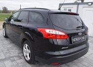 Ford Focus Kombi 998,0 92 kw