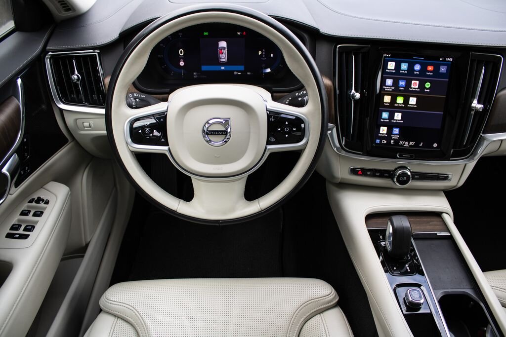 Volvo V90 Kombi 2,0 l 173 kw