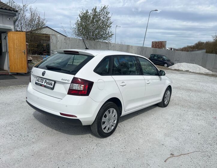 Škoda Rapid 12