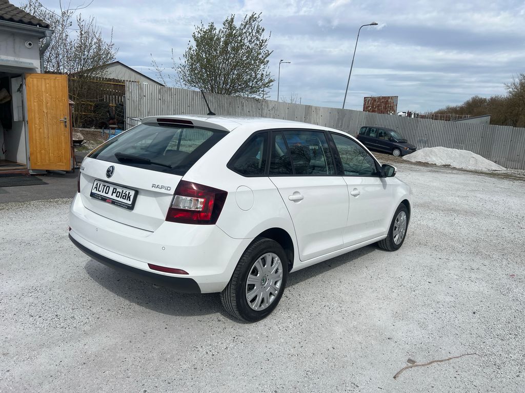 Škoda Rapid