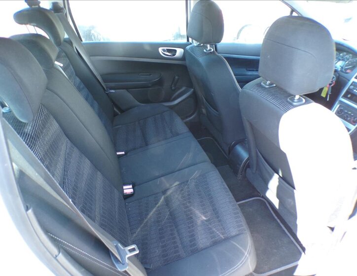 Peugeot 307 Skříň 1,6 l 66 kw
