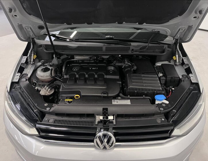 Volkswagen Touran 25