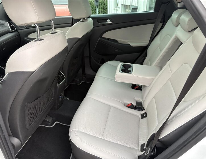 Hyundai Tucson SUV 1,6 l 130 kw