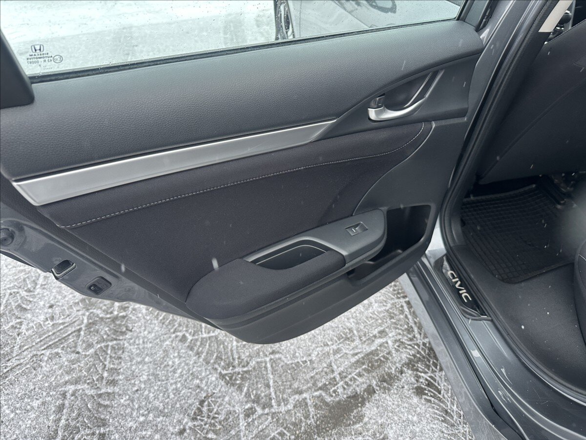 Honda Civic Sedan 1,5 l 134 kw