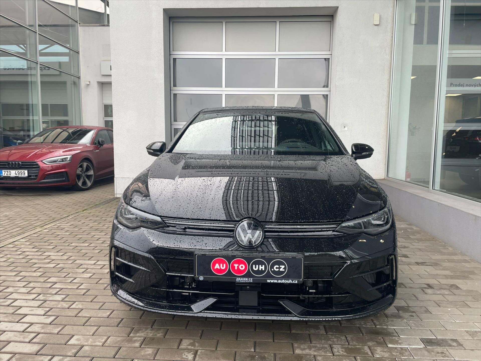 Volkswagen Golf Hatchback 2,0 l 245 kw