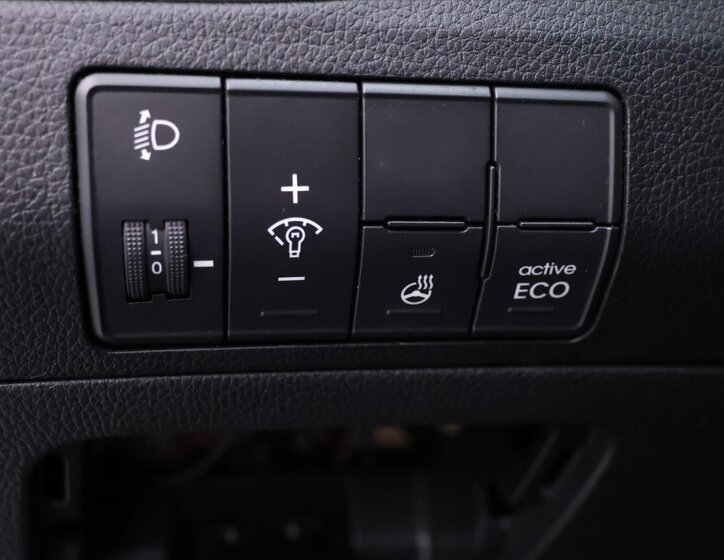 Hyundai i30 Kombi 1,6 l 99 kw