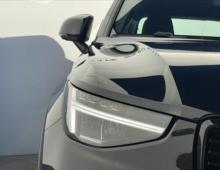 Volvo XC40 SUV 2,0 l 145 kw
