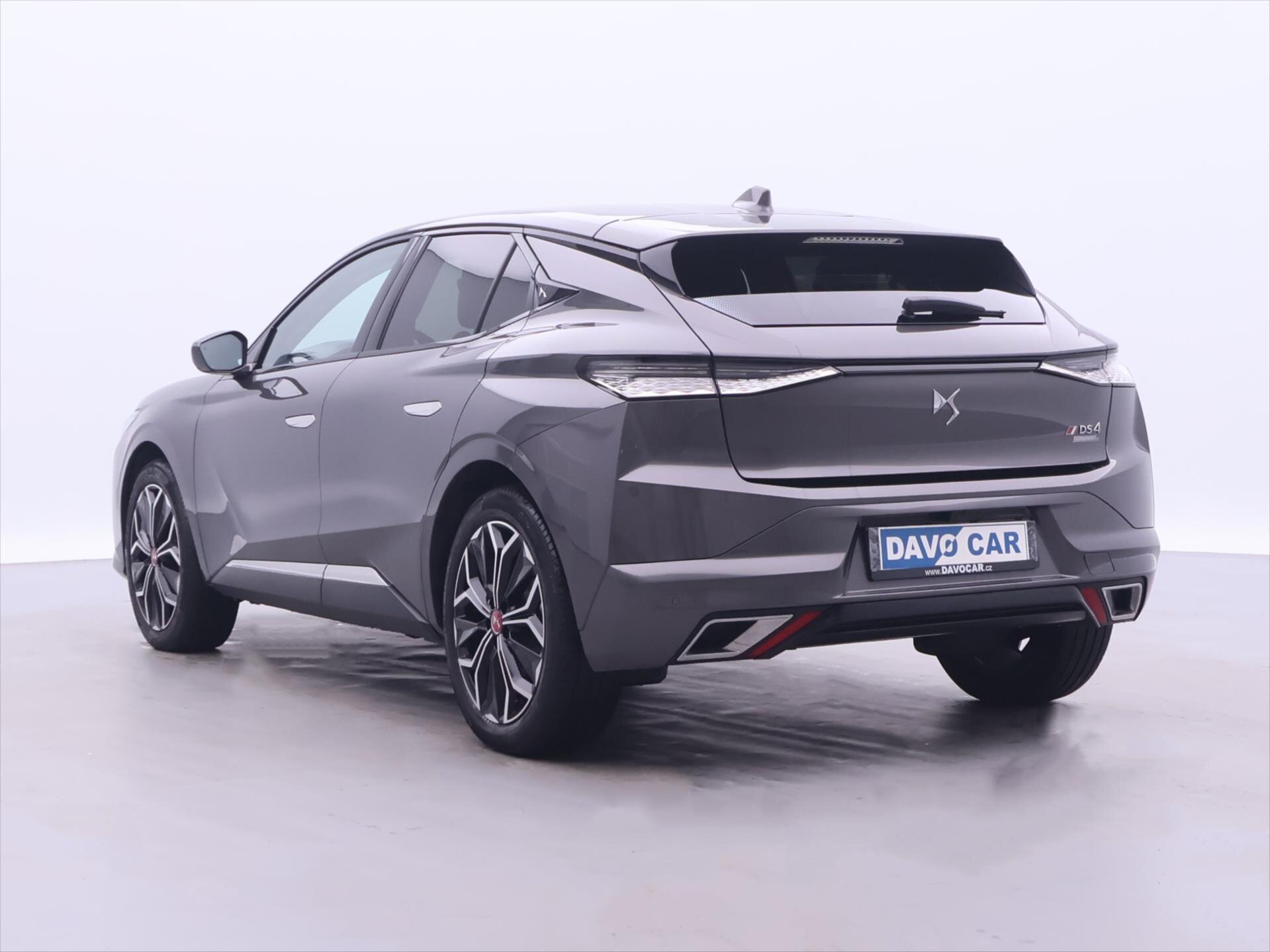 DS Automobiles DS4 Hatchback 1,6 l 165 kw