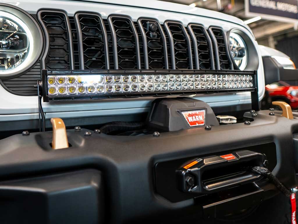 Jeep Wrangler Ostatní 6,4 l 350 kw