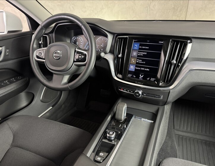 Volvo V60 Kombi 2,0 l 145 kw