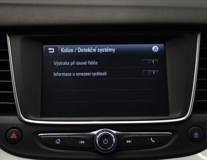 Opel Grandland X SUV / Terénní 1,2 l 96 kw