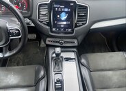 Volvo XC90 SUV / Terénní 2,0 l 173 kw
