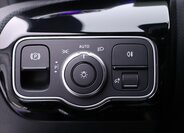 Mercedes-Benz Třídy A Sedan / Limuzína 1,3 l 118 kw