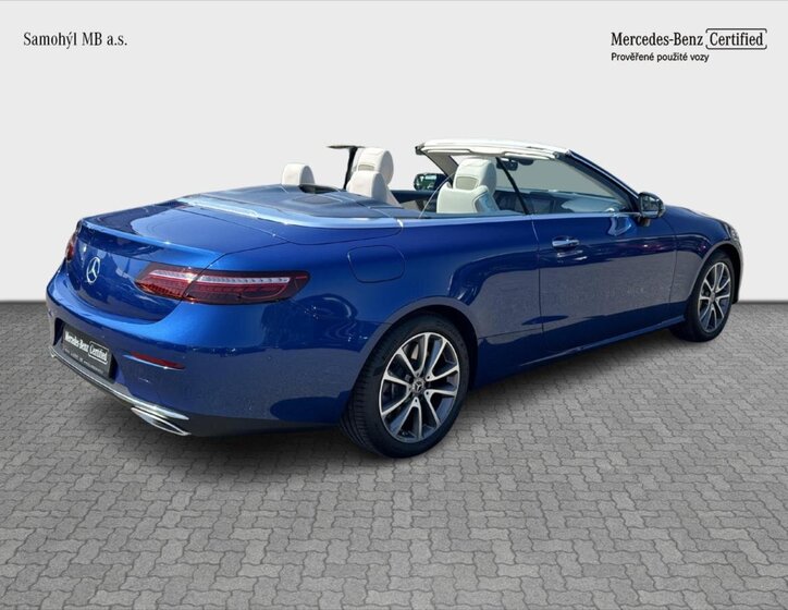 Mercedes-Benz Třídy E Kabriolet 3,0 l 270 kw